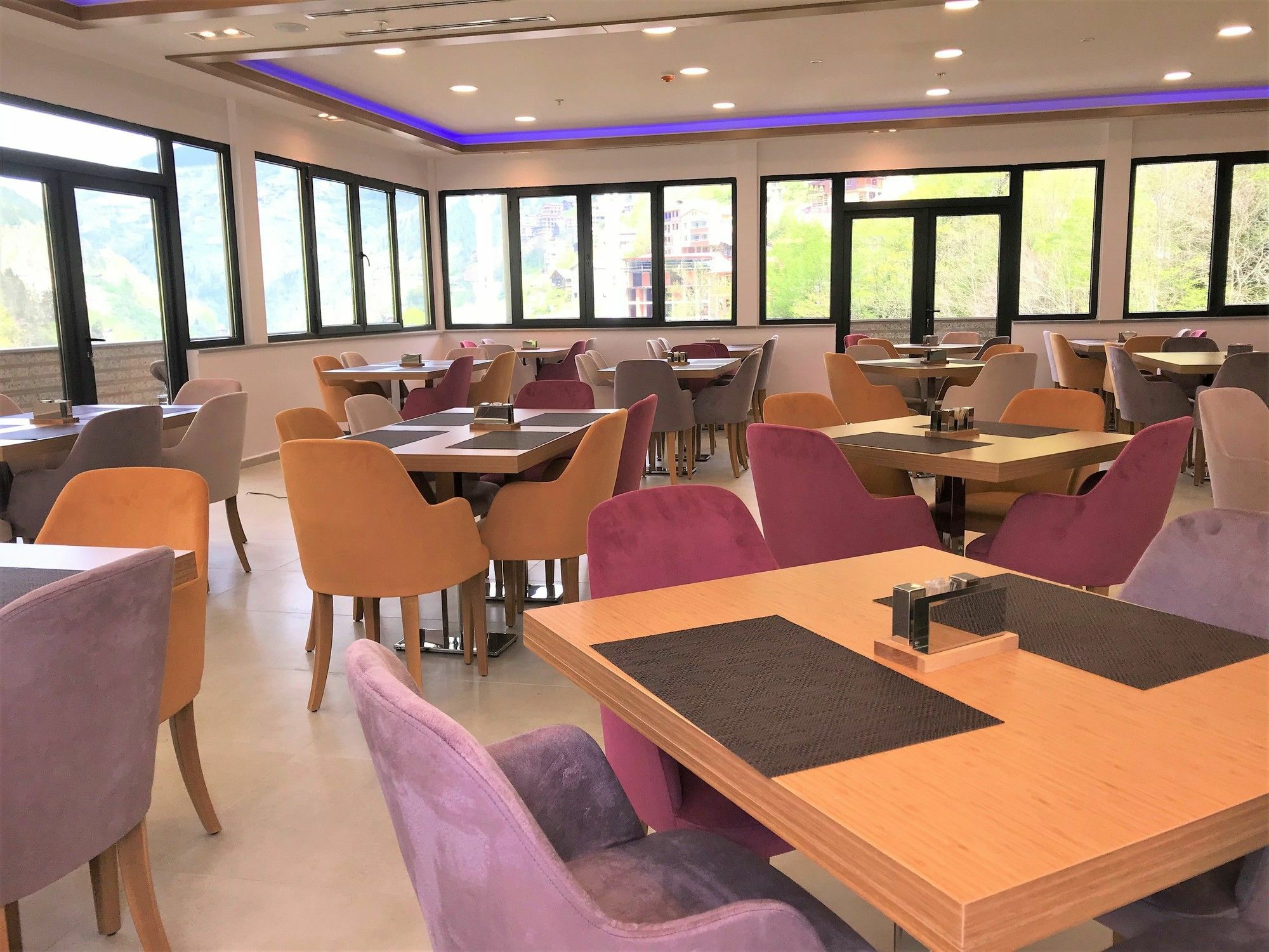 Golden Inn Hotel Uzungoel Zewnętrze zdjęcie